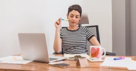 Make your own pay stubs at home using online tools and DIY methods for accurate income records