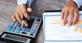 Illustration of digital pay stub generator for business payroll accuracy and compliance
